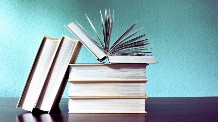 Education Essay in Hindi